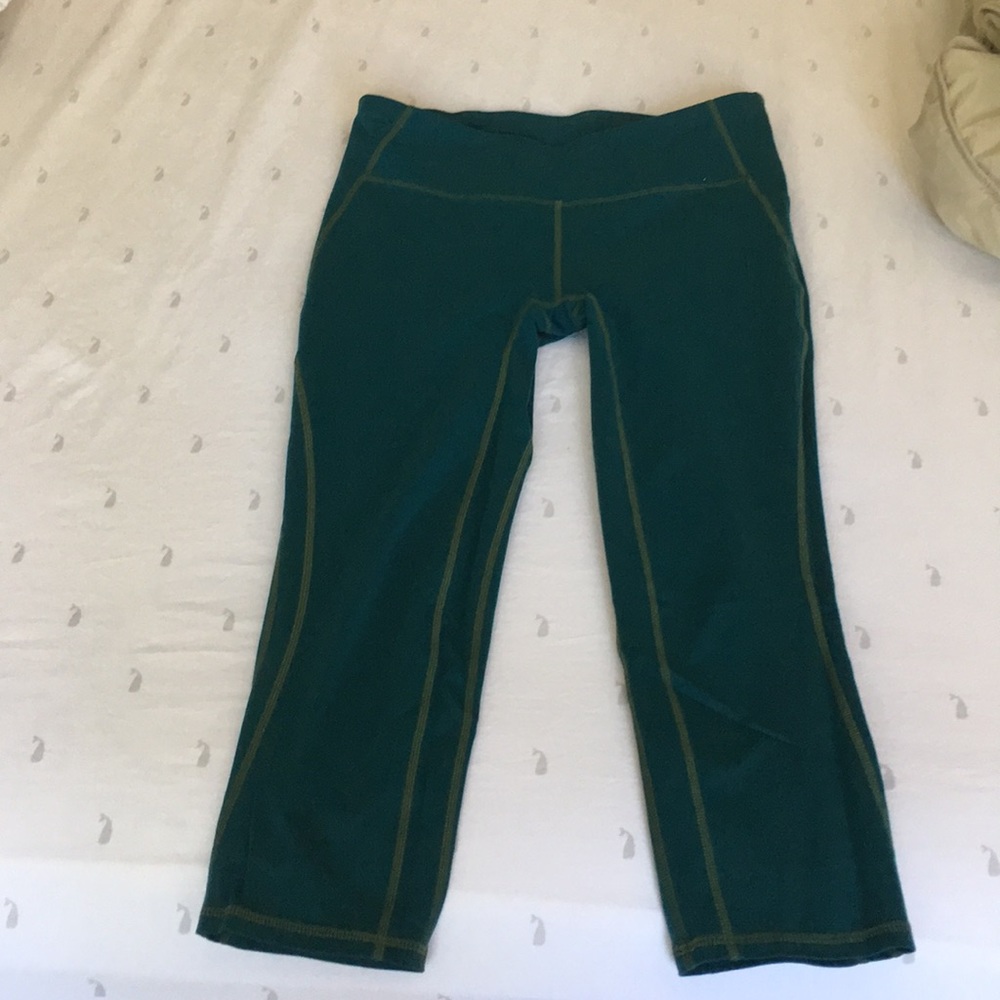 Gapfit workout Capri pants